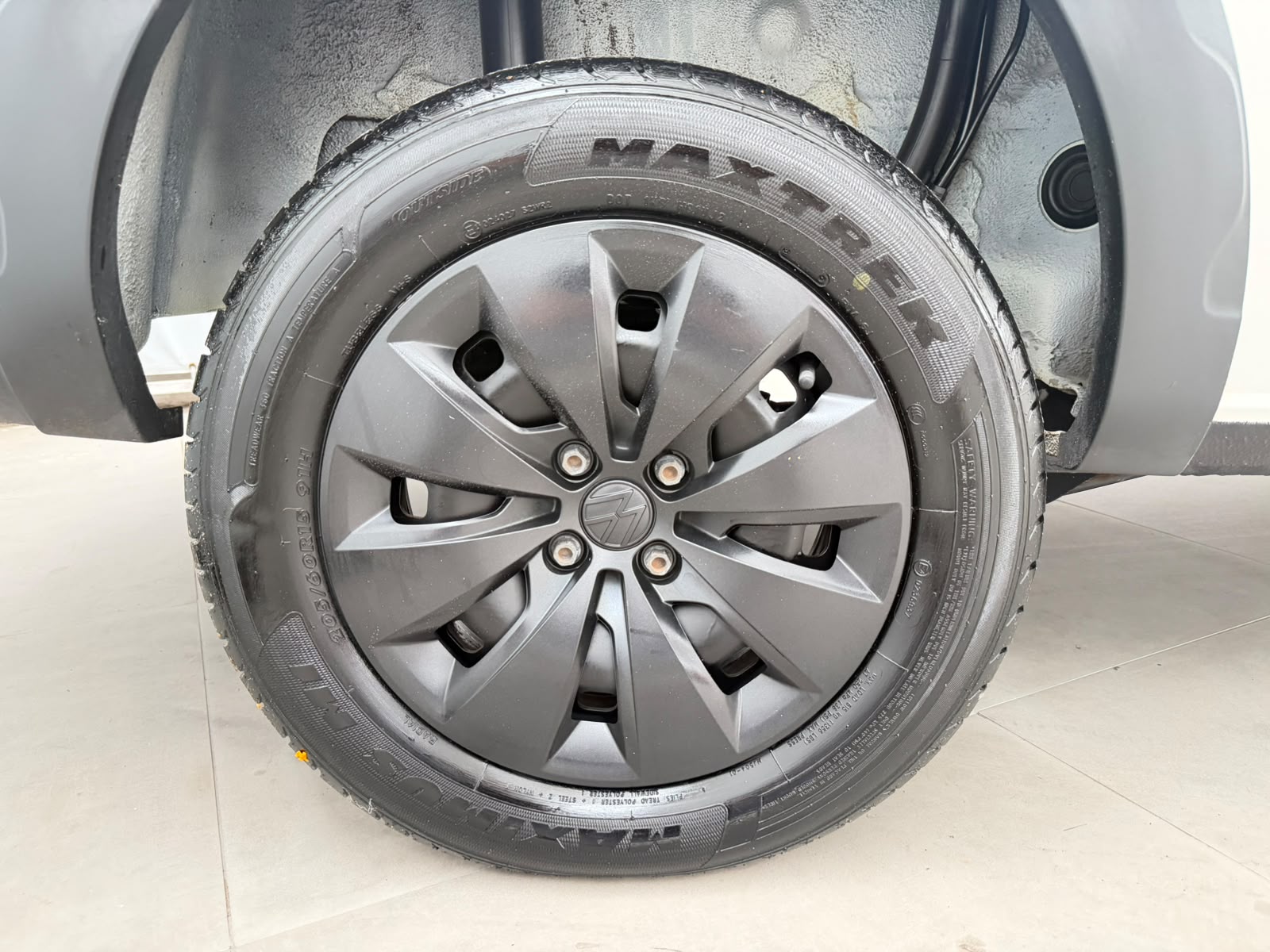 SAVEIRO ROBUST 1.6 CS 16V 2P FLEX MANUAL 2024 (VOLKSWAGEN)