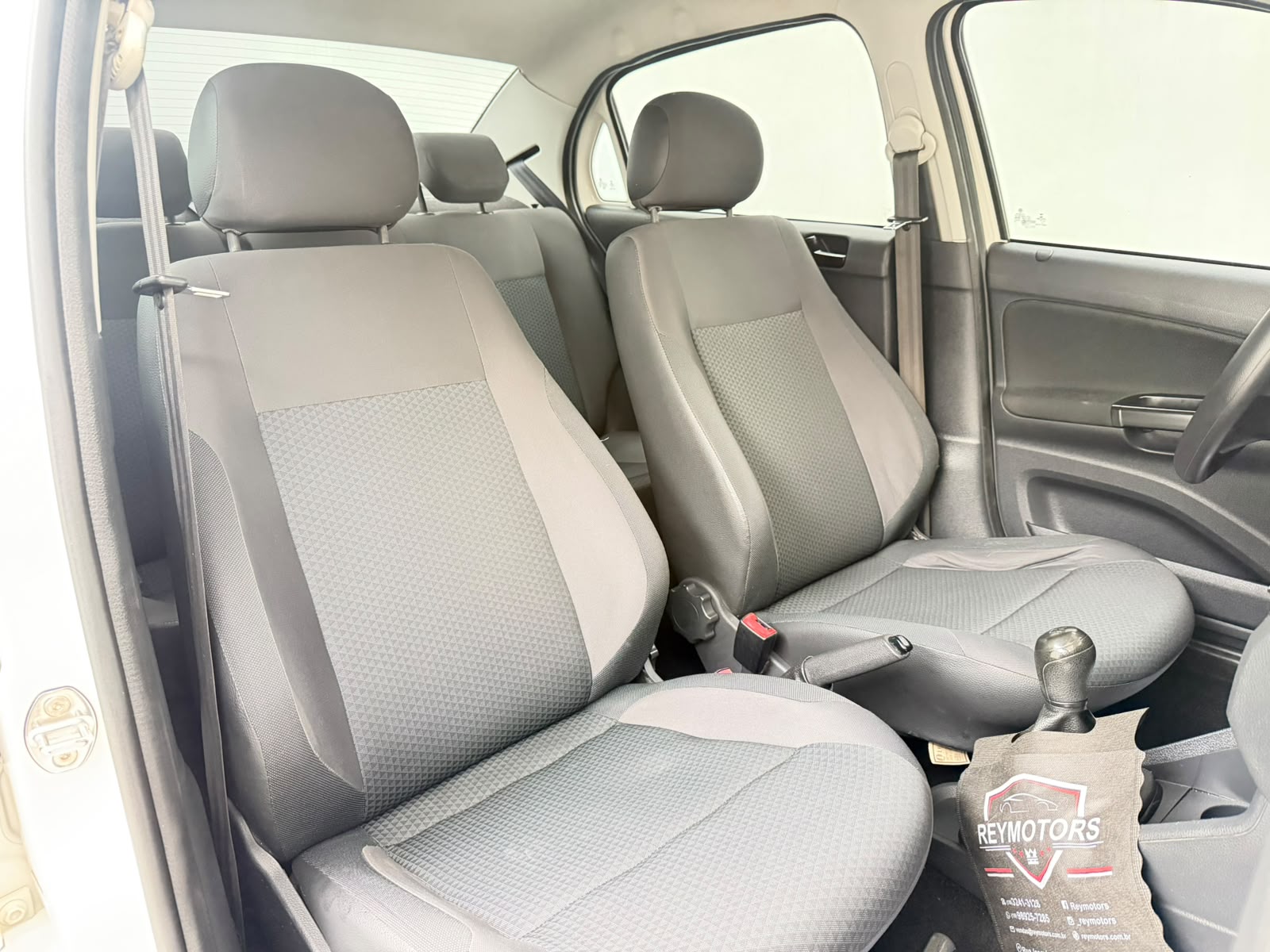 VOYAGE 1.0 MPI 12V 4P TOTAL FLEX MANUAL 2023 (VOLKSWAGEN)