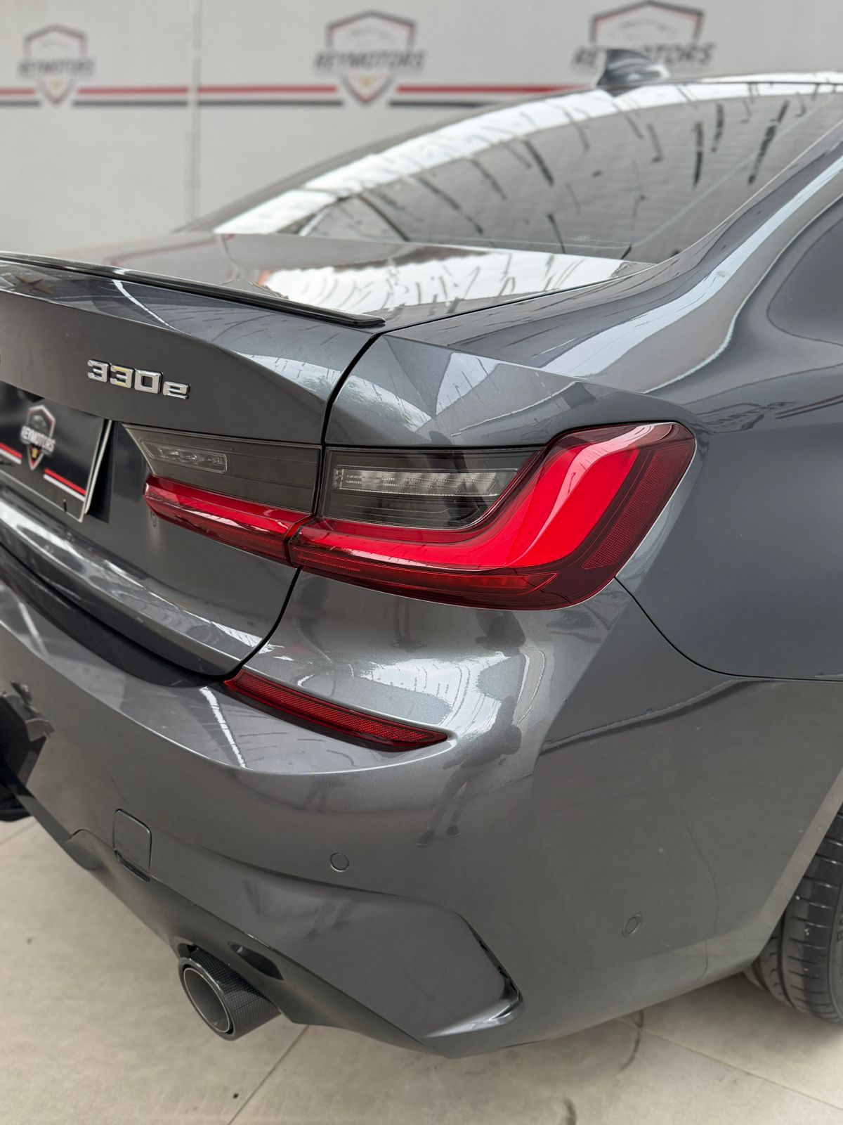 330E  2.0 16V TURBO HÍBRIDO M SPORT AUTOMÁTICO 2022 (BMW)