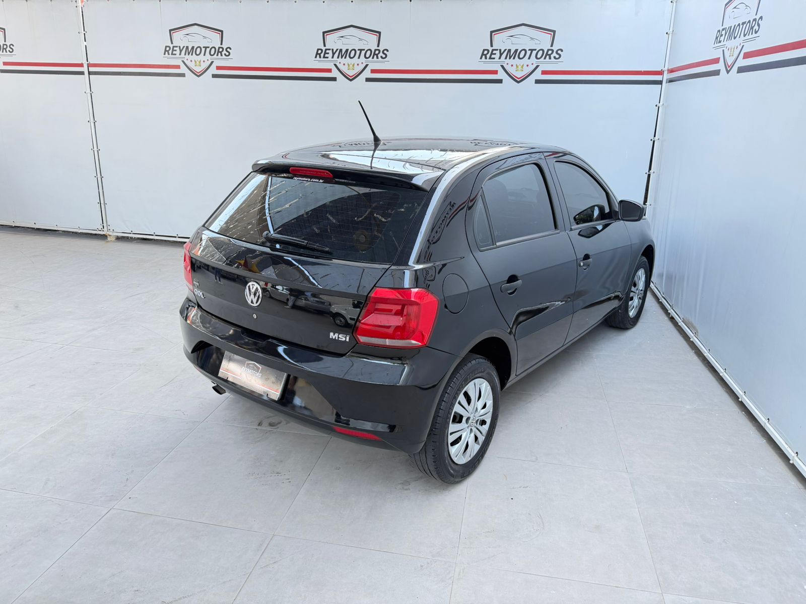 NOVO GOL 1.6 12V 4P TRENDLINE MBV 2018 (VOLKSWAGEN)