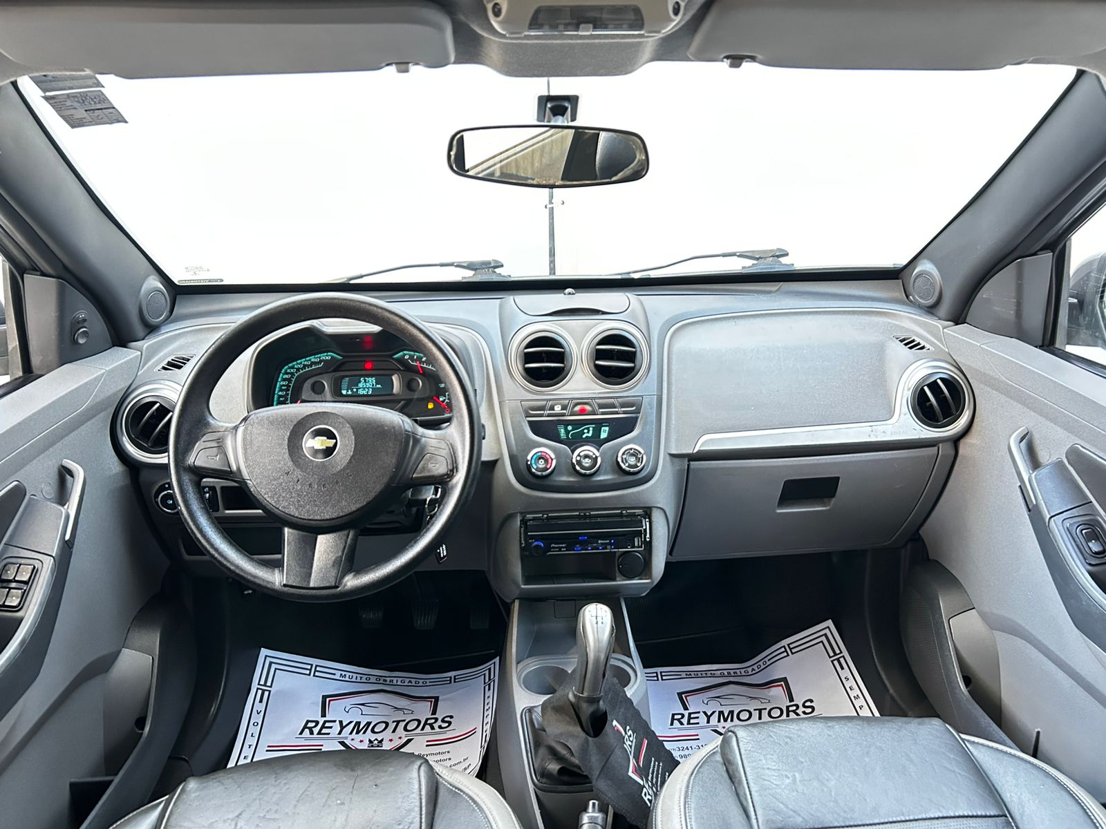 AGILE 1.4 MPFI LTZ 8V FLEX 4P MANUAL 2012 (CHEVROLET)