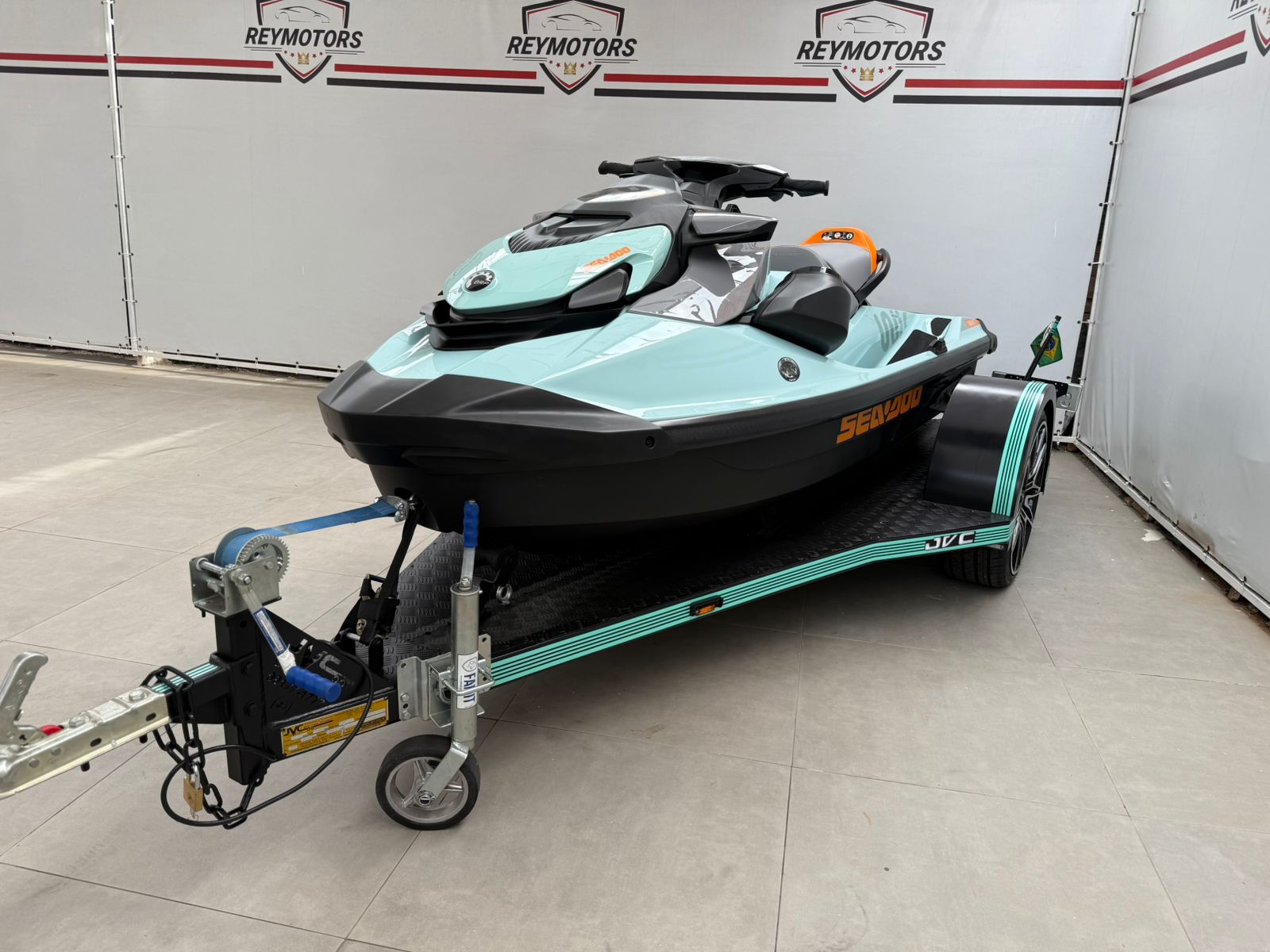 JETSKI SEADOO WAKE VERDE 20 HORAS 2024  