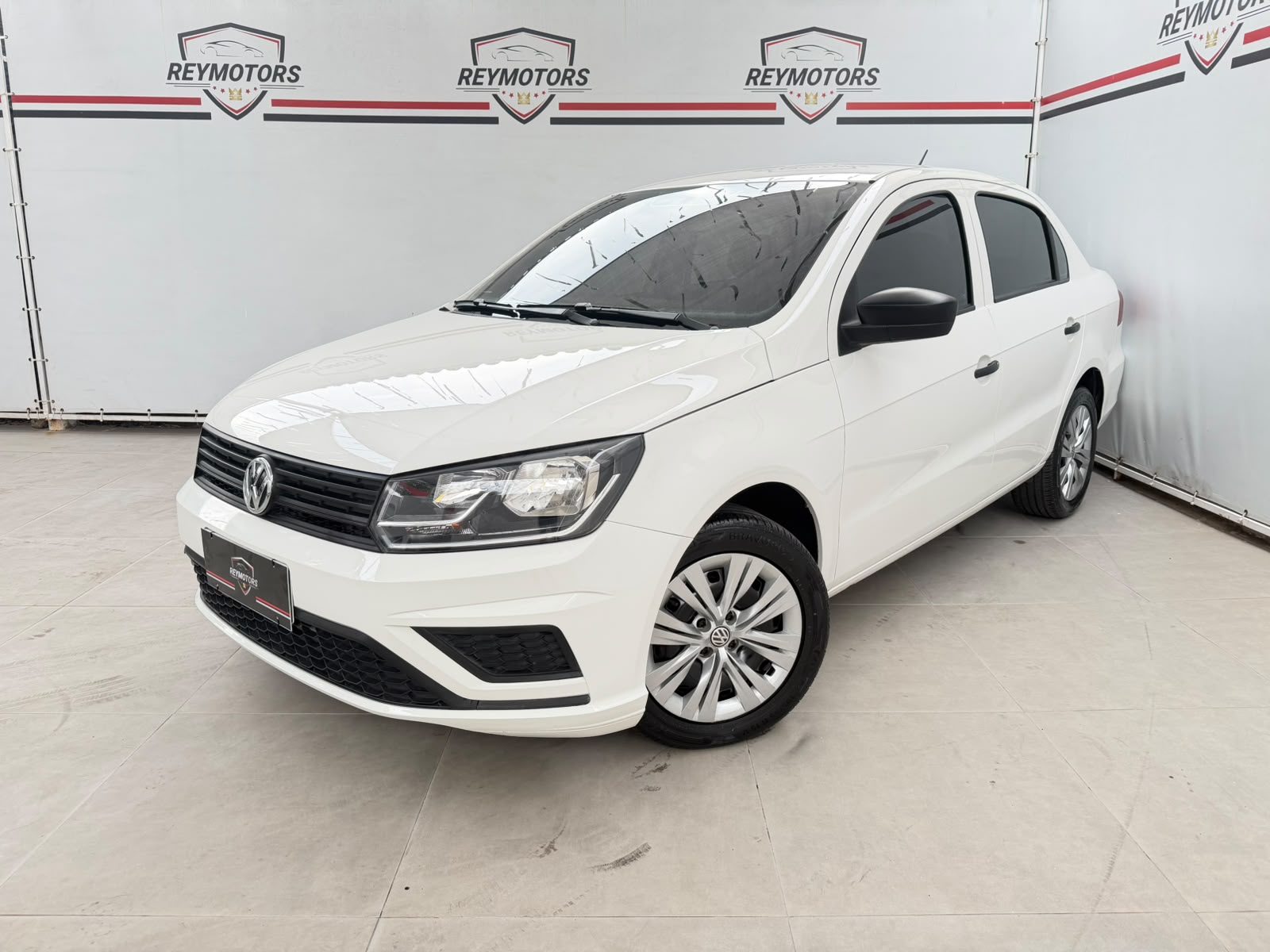 VOYAGE 1.0 MPI 12V 4P TOTAL FLEX MANUAL 2023 (VOLKSWAGEN)