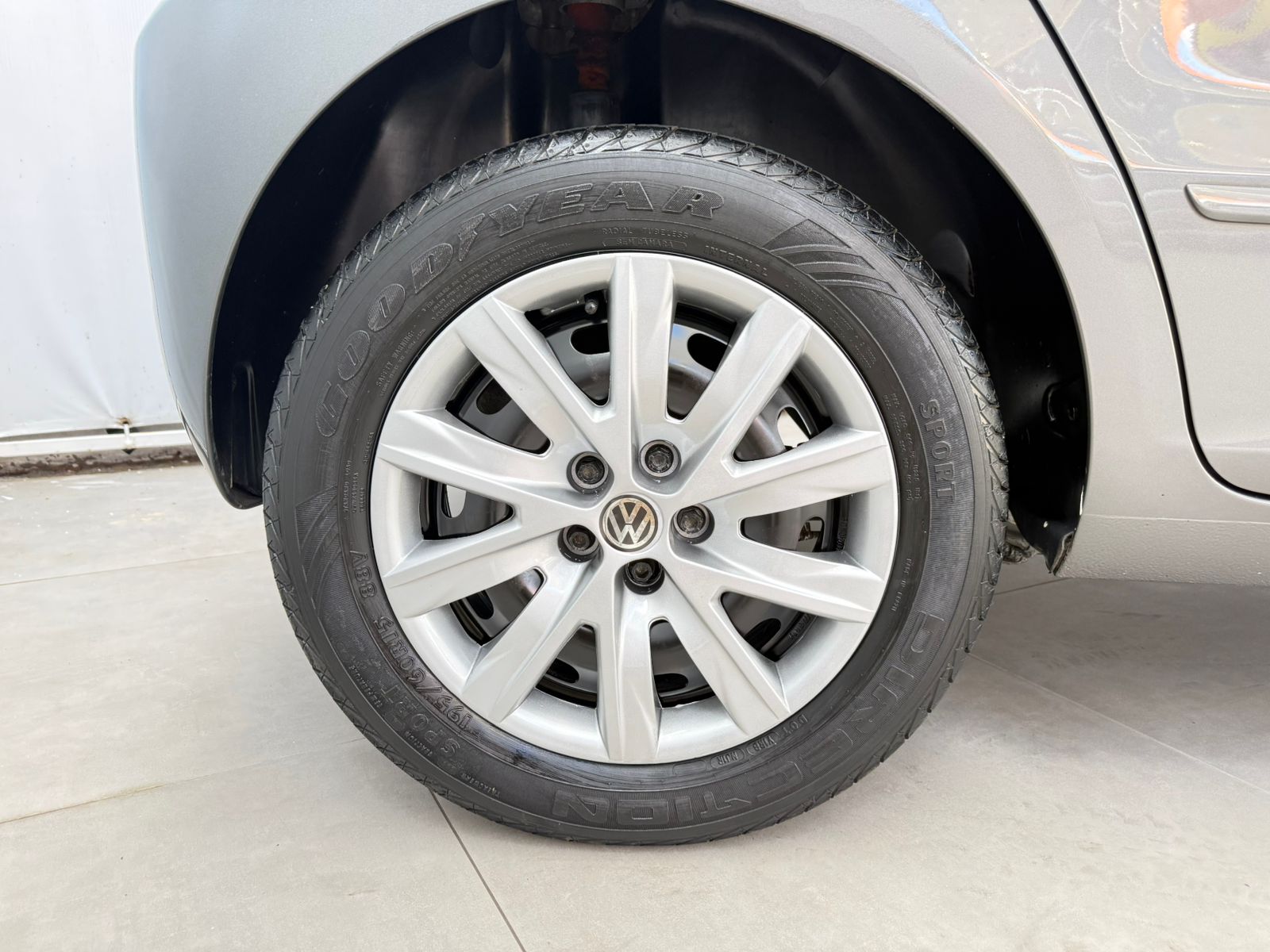 FOX 1.6 MI G2 8V FLEX 4P MANUAL 2013 (VOLKSWAGEN)