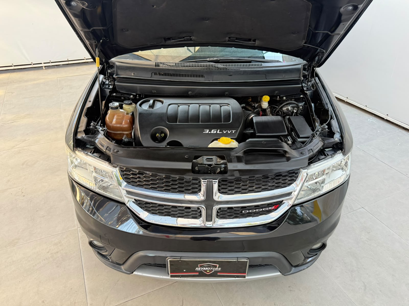 JOURNEY SXT 3.6 V6 AUTOMÁTICO GASOLINA 2013 (DODGE)
