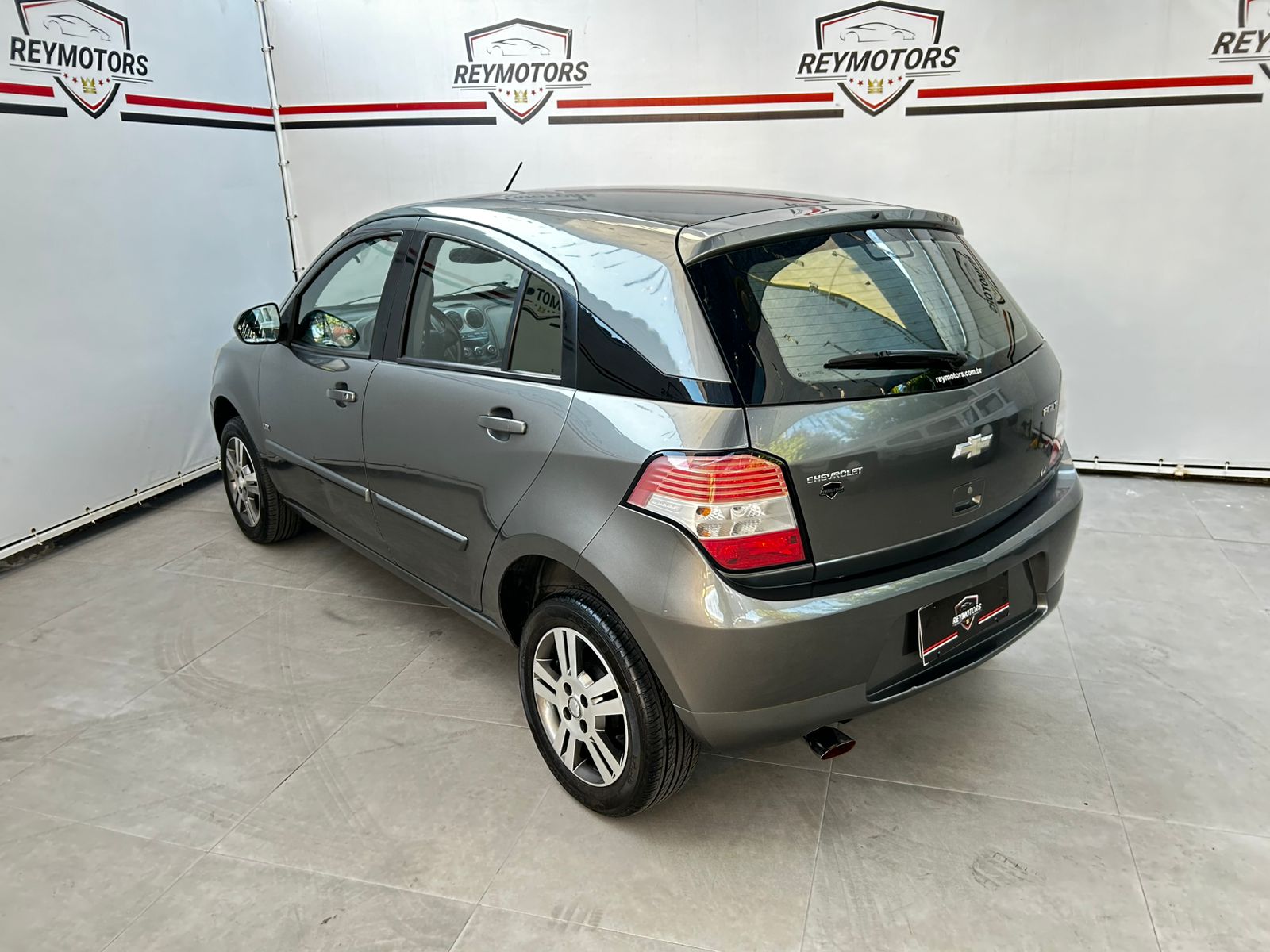 AGILE 1.4 MPFI LTZ 8V FLEX 4P MANUAL 2012 (CHEVROLET)
