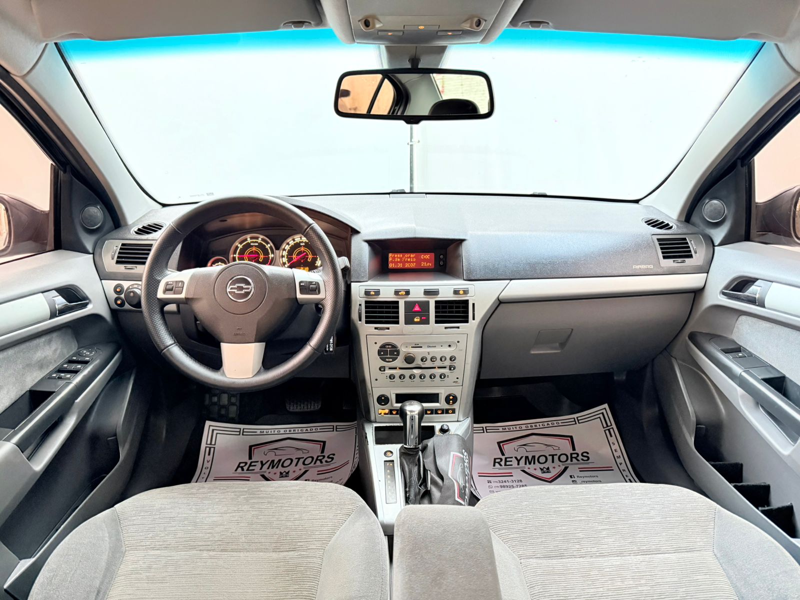 VECTRA 2.0 MPFI ELEGANCE 8V 140CV FLEX 4P AUTOMÁTICO 2011 (CHEVROLET)