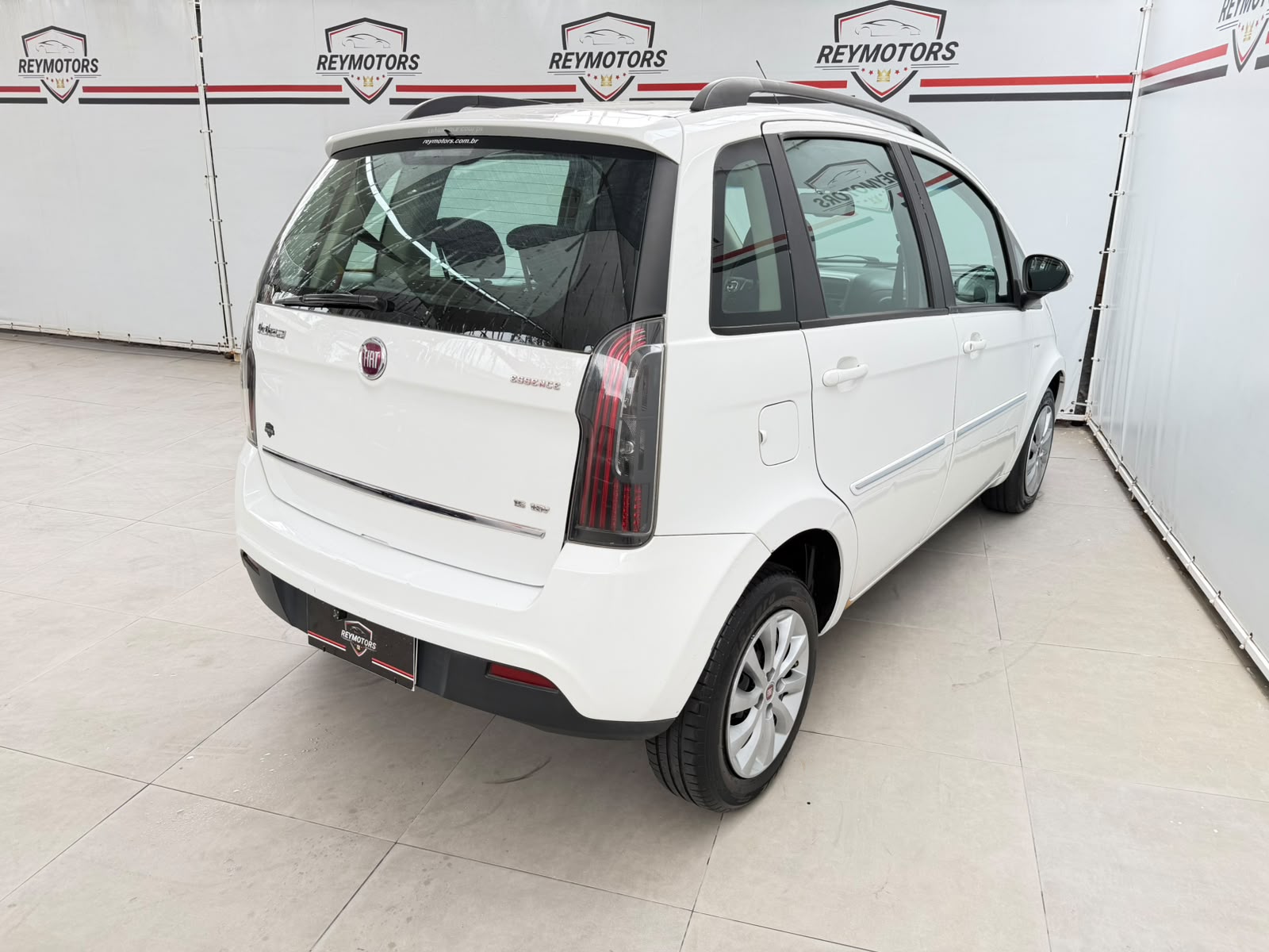 IDEA 1.6 ESSENCE 16V FLEX 4P AUTOMATIZADO 2014 (FIAT)
