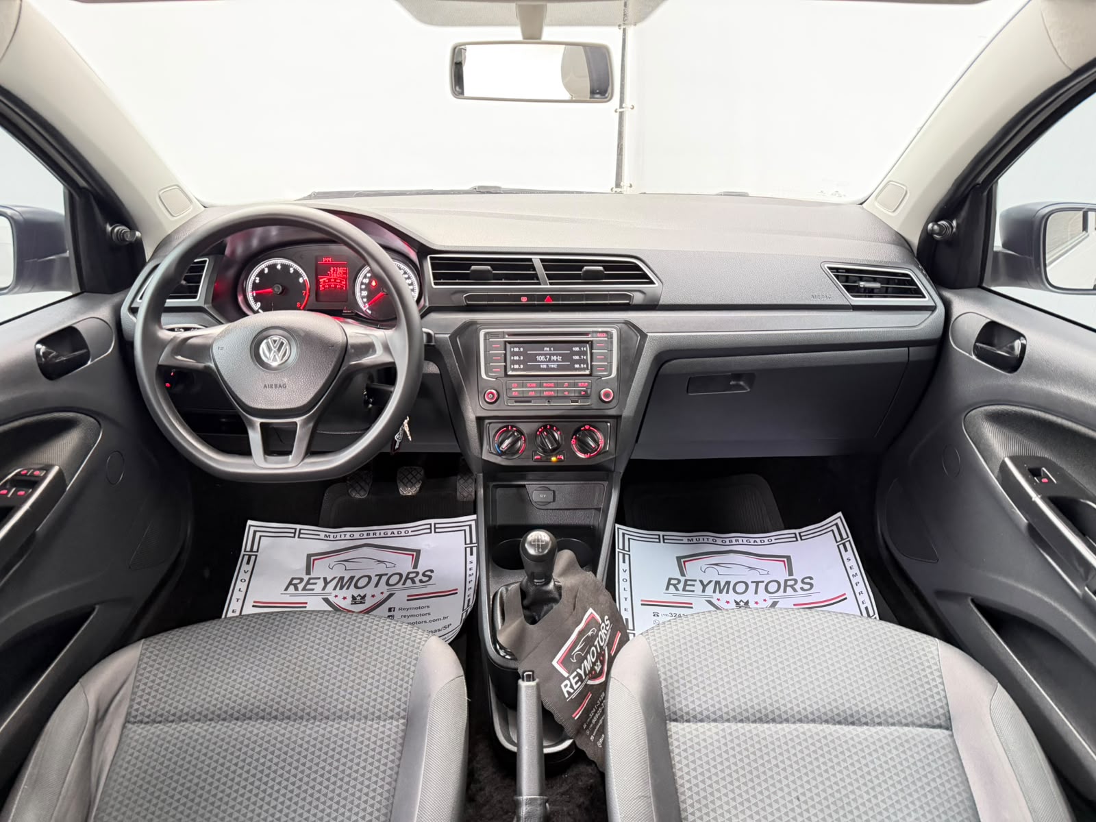 VOYAGE 1.0 MPI 12V 4P TOTAL FLEX MANUAL 2023 (VOLKSWAGEN)