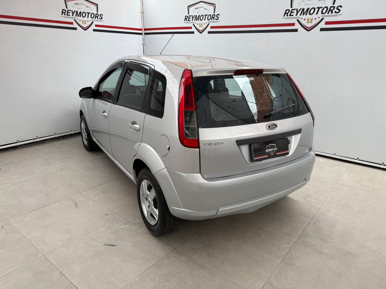 FIESTA 1.0 ROCAM HATCH 8V 4P FLEX (FORD)