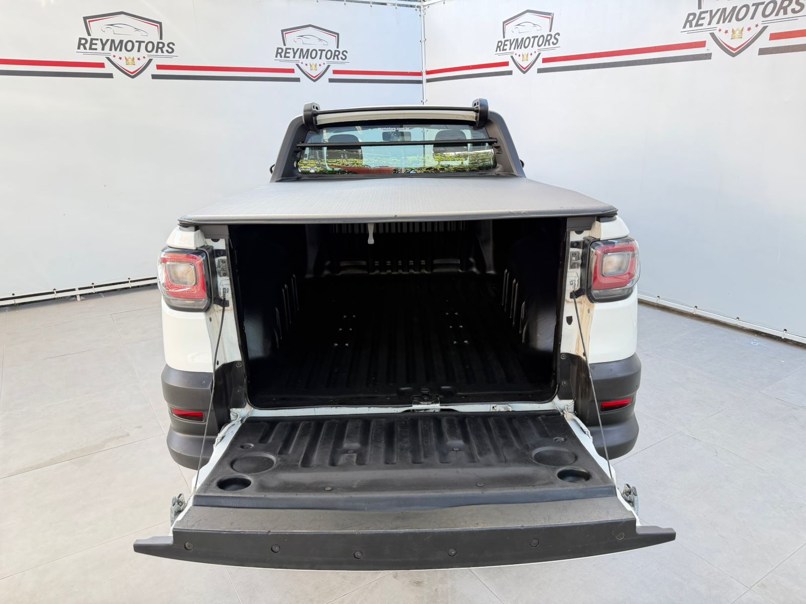 STRADA 1.3 ENDURANCE CS 8V 2P FLEX MANUAL 2024 (FIAT)