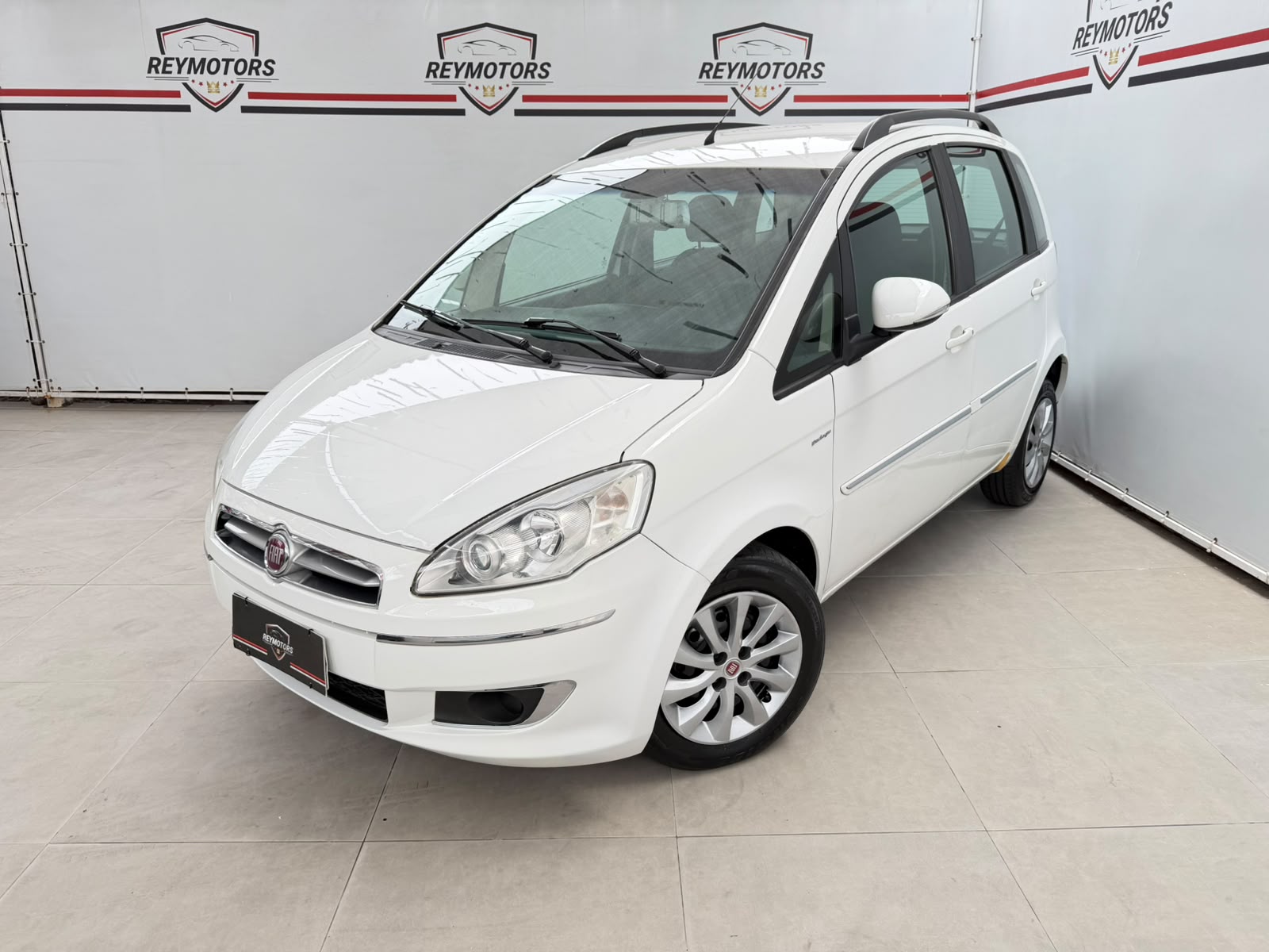 IDEA 1.6 ESSENCE 16V FLEX 4P AUTOMATIZADO 2014 (FIAT)