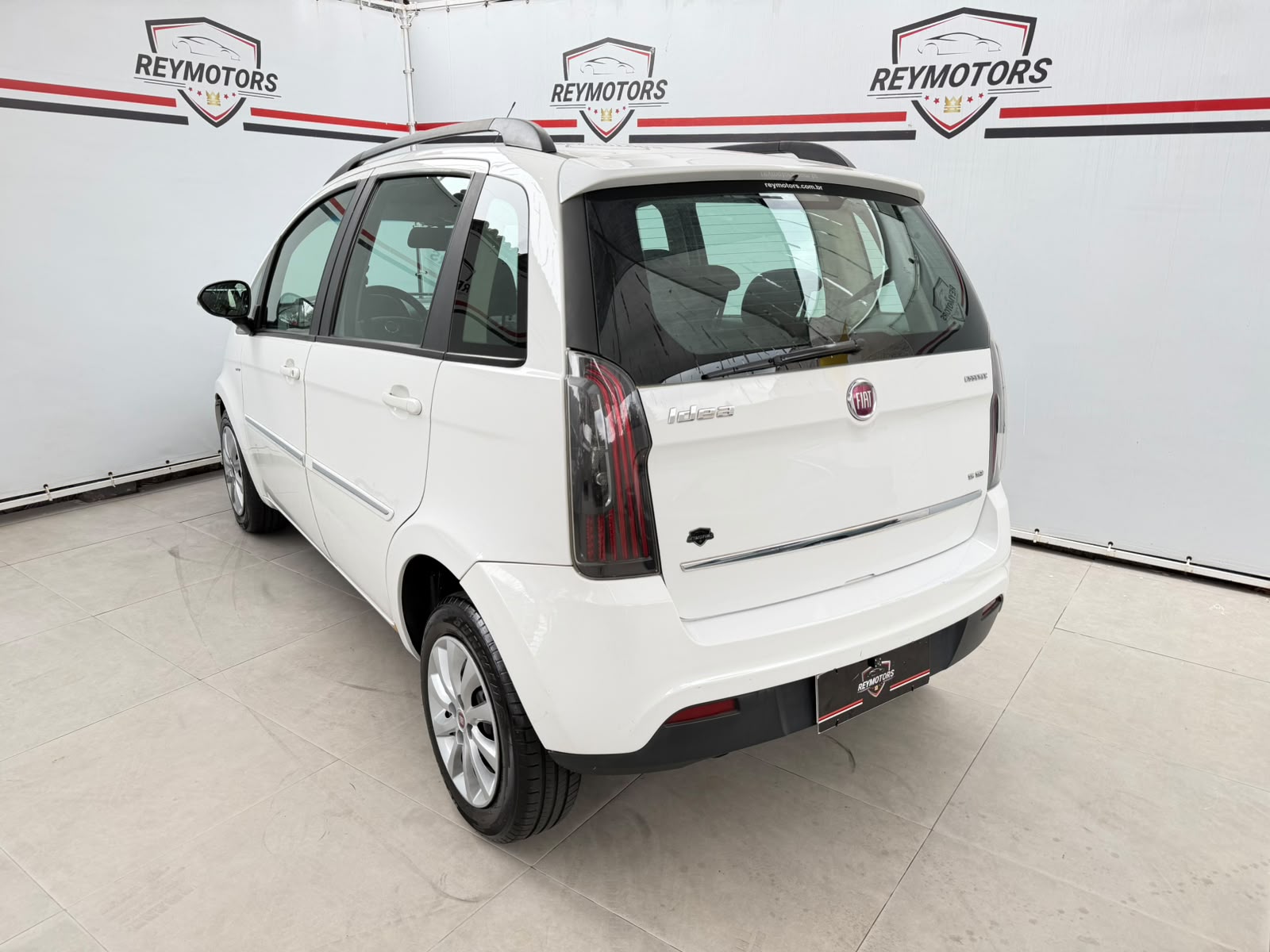 IDEA 1.6 ESSENCE 16V FLEX 4P AUTOMATIZADO 2014 (FIAT)