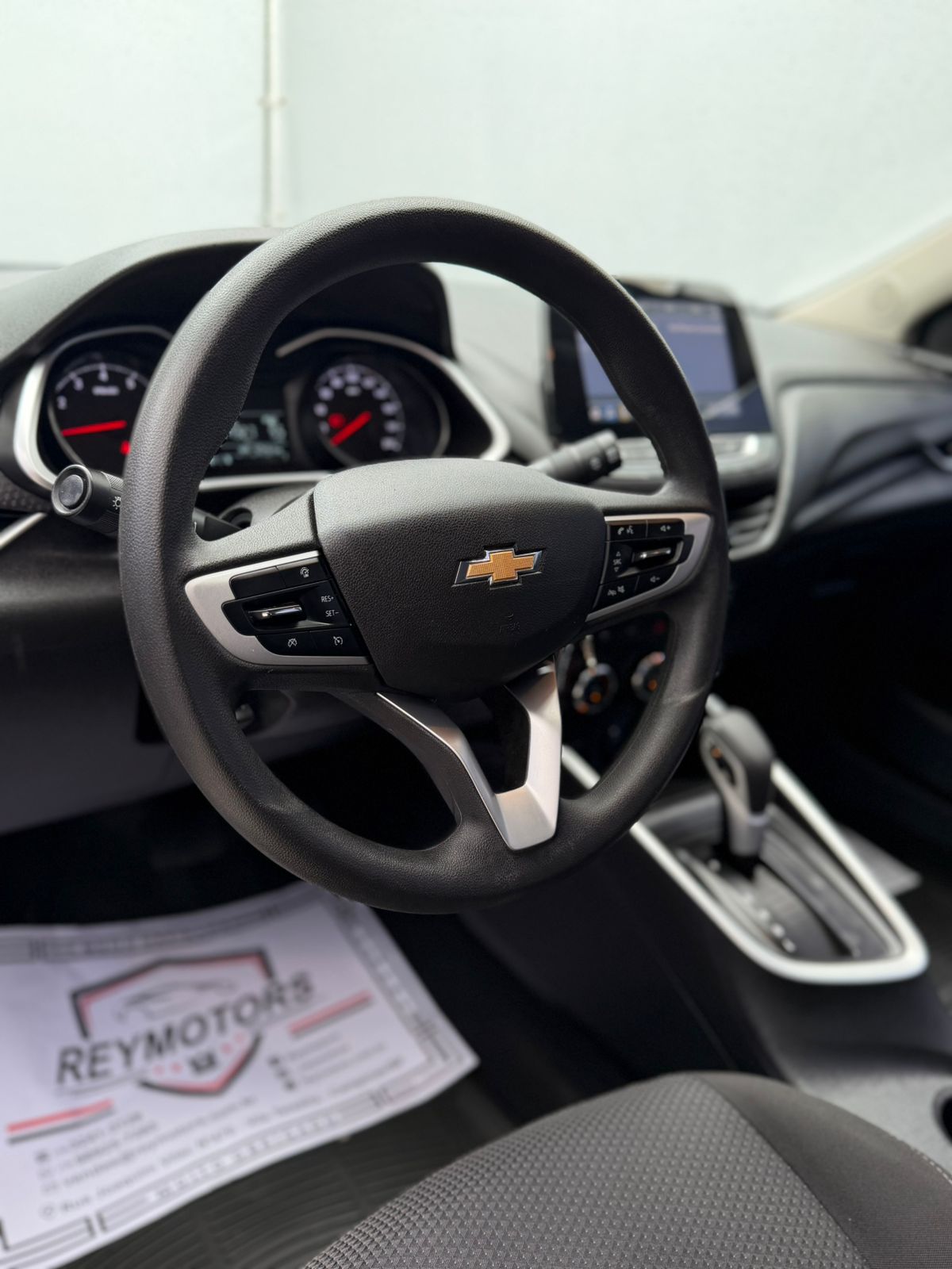 ONIX 1.0 PLUS TAT 8V 4P FLEX AUTOMATICO 2022 (CHEVROLET)