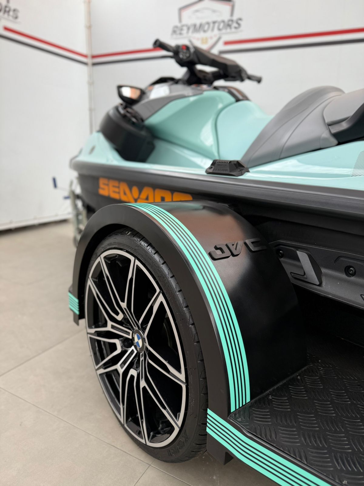 JETSKI SEADOO WAKE VERDE 20 HORAS 2024  