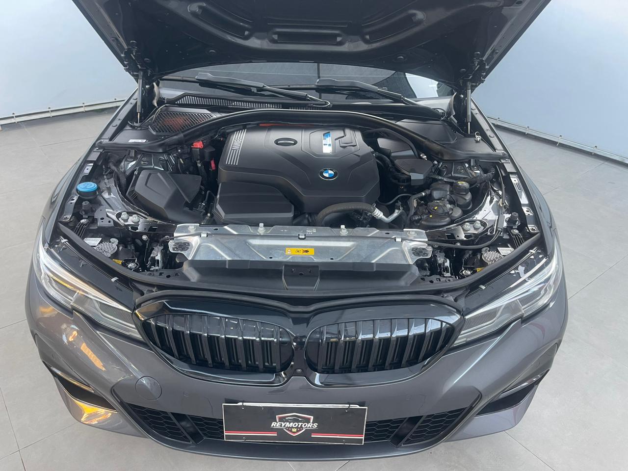 330E  2.0 16V TURBO HÍBRIDO M SPORT AUTOMÁTICO 2022 (BMW)