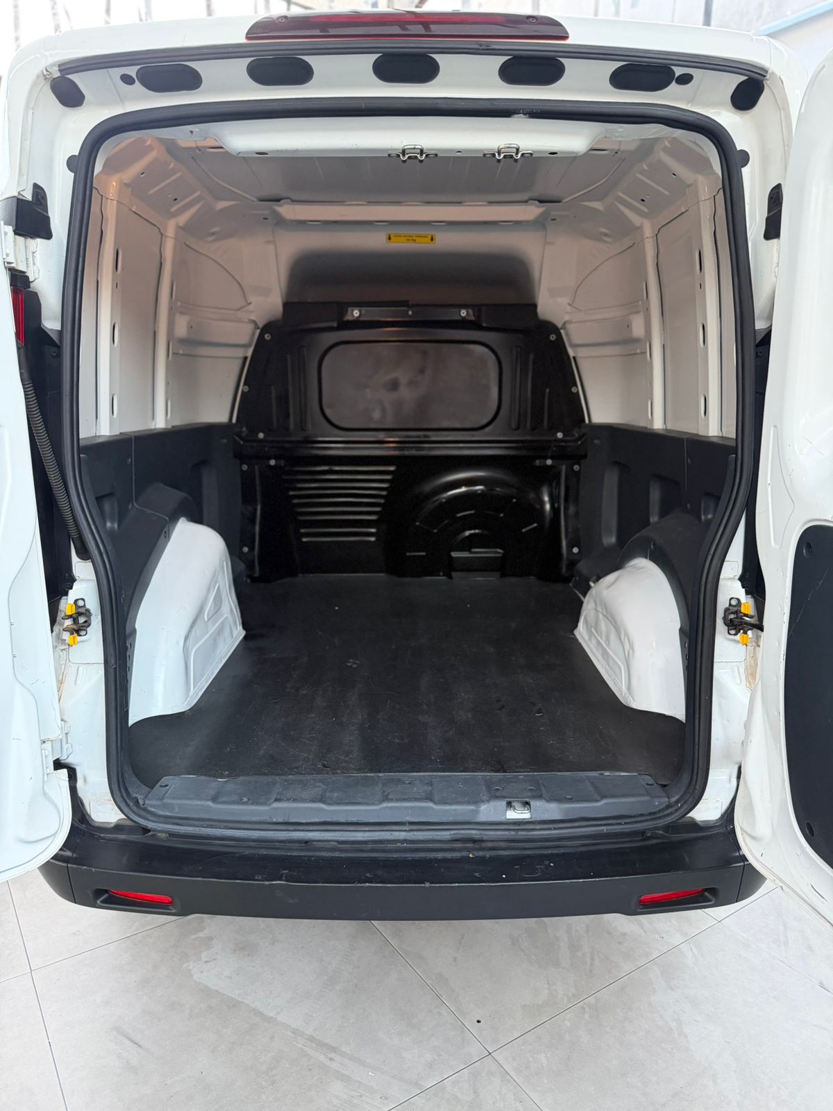 FIORINO 1.4 ENDURANCE FLEX 2P MANUAL 2024 (FIAT)