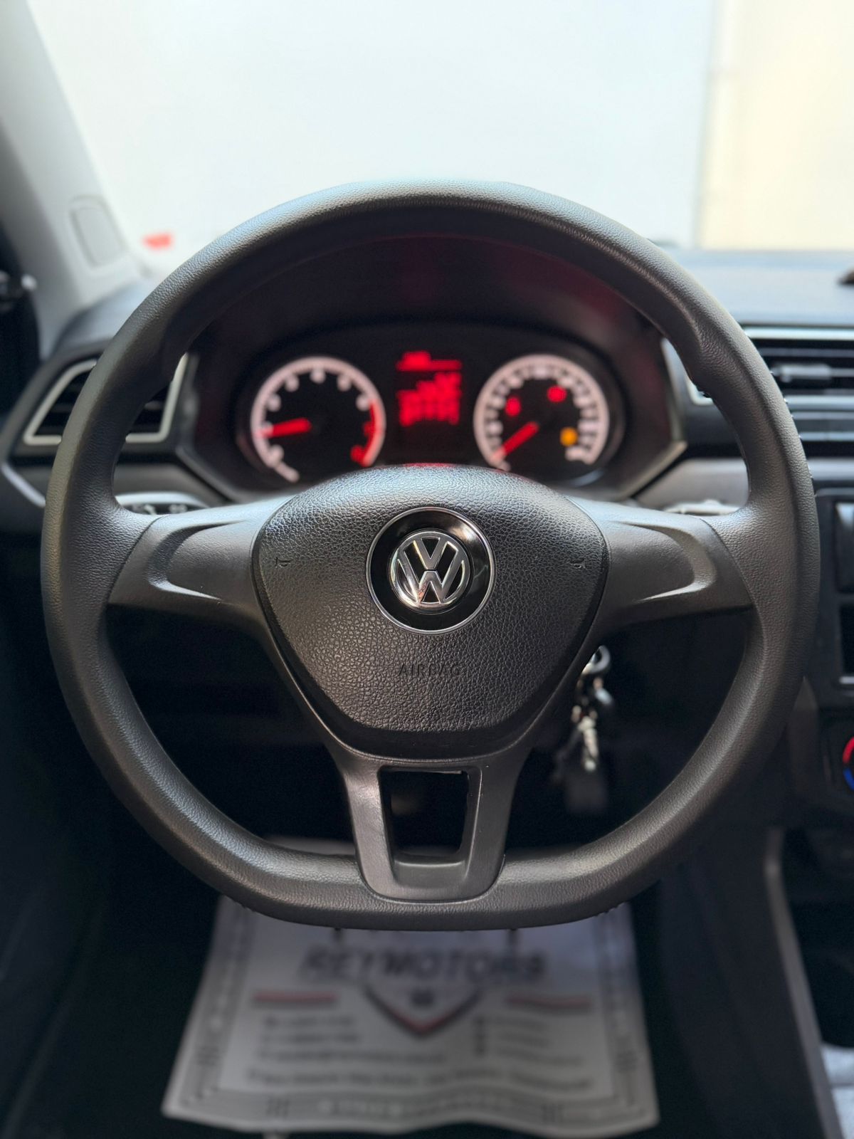 NOVO GOL 1.6 12V 4P TRENDLINE MBV 2018 (VOLKSWAGEN)