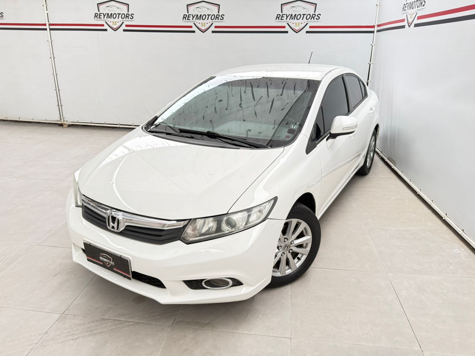 CIVIC 1.8 LXS 16V FLEX 4P AUTOMATICO 2014 (HONDA)