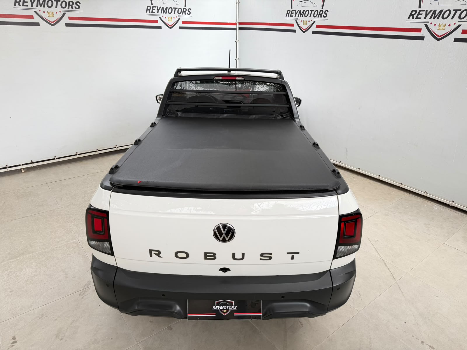 SAVEIRO ROBUST 1.6 CS 16V 2P FLEX MANUAL 2024 (VOLKSWAGEN)