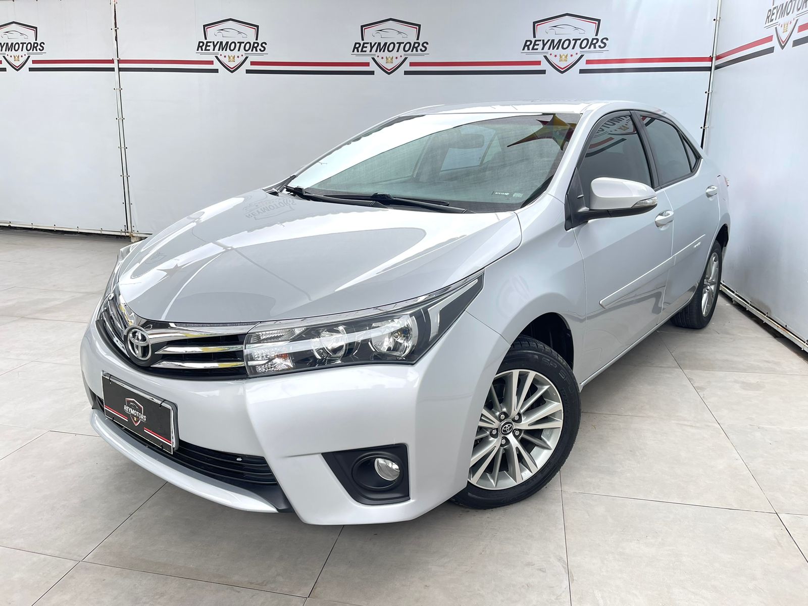 COROLLA  1.8 GLI 16V FLEX 4P AUTOMÁTICO  2017  (Toyota)